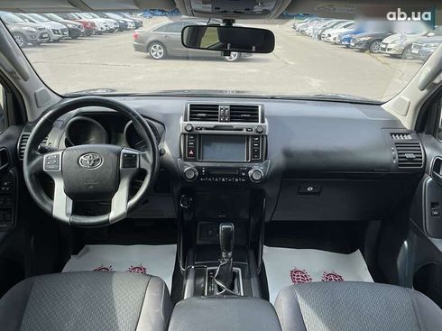 Toyota Land Cruiser 2013 - фото 12