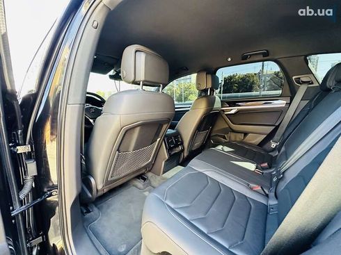 Volkswagen Touareg 2018 - фото 29