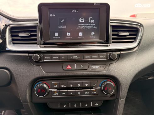 Kia Cee'd 2019 белый - фото 23