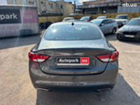 Chrysler 200 2015 серый - фото 4