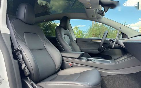 Tesla Model Y 2023 - фото 10