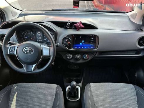 Toyota Yaris 2018 - фото 16