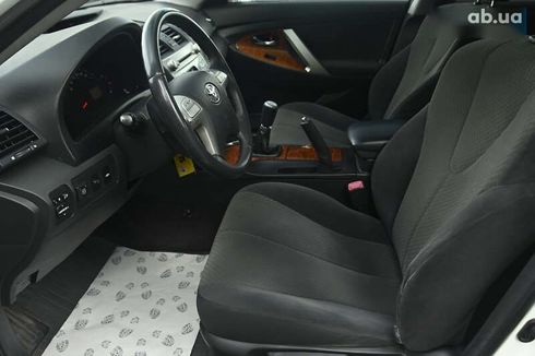 Toyota Camry 2008 - фото 15
