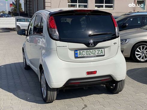Peugeot iOn 2011 - фото 12