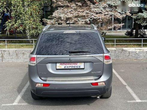 Mitsubishi Outlander 2013 - фото 9