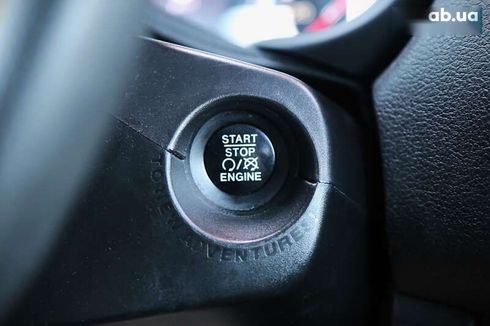 Jeep Renegade 2017 - фото 23