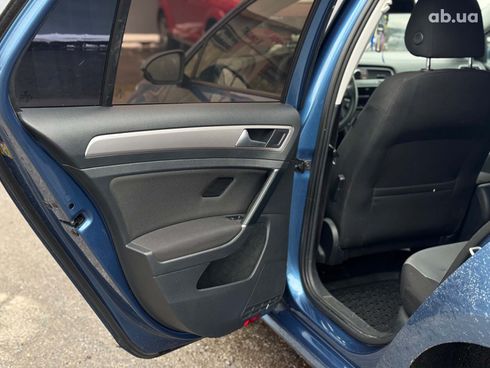Volkswagen e-Golf 2015 синий - фото 35