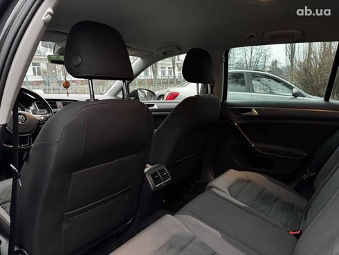 Volkswagen Golf 2019 серый - фото 33