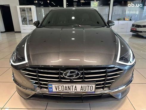 Hyundai Sonata 2020 - фото 2