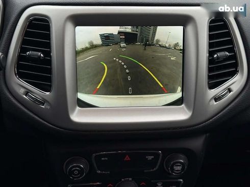 Jeep Compass 2021 - фото 28