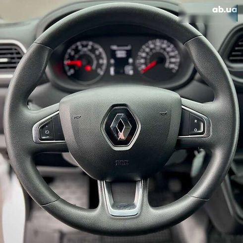 Renault Master 2021 - фото 24