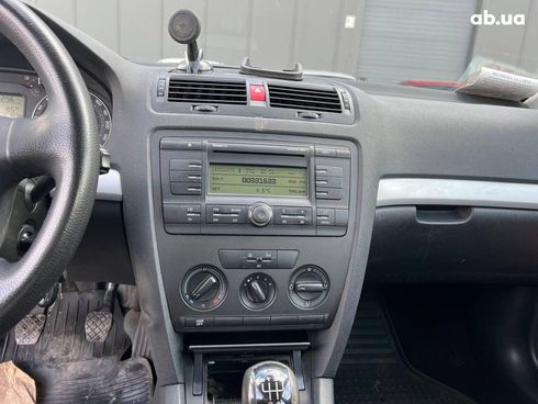 Skoda Octavia 2008 черный - фото 23