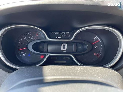 Renault Trafic 2019 - фото 25