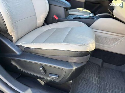 Ford Escape 2020 - фото 30