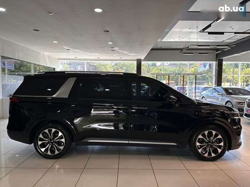 Kia Carnival 2022 - фото 4