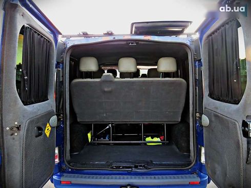 Opel Vivaro 2008 - фото 16