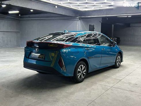 Toyota Prius 2018 - фото 6