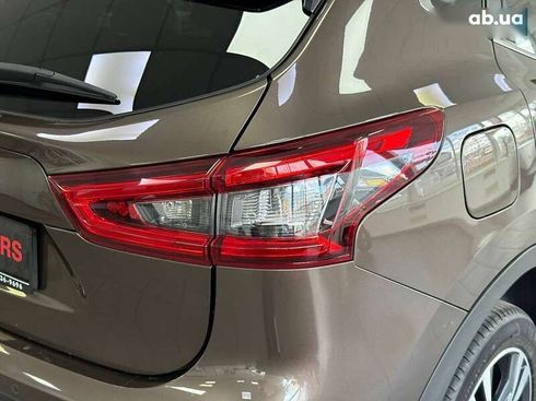 Nissan Qashqai 2017 - фото 12