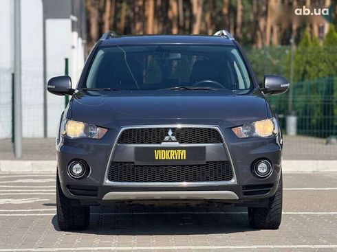 Mitsubishi Outlander 2010 - фото 4