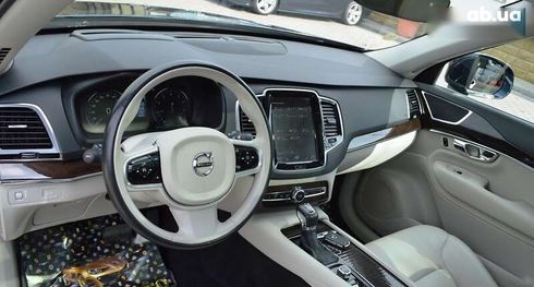 Volvo XC90 2016 - фото 23