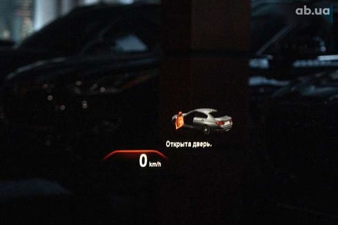 BMW 5 серия 2017 - фото 30