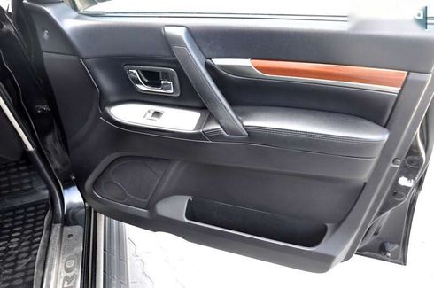 Mitsubishi Pajero Wagon 2008 - фото 28