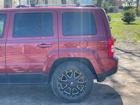 Jeep Patriot 2016 красный - фото 10
