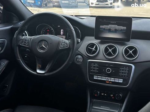 Mercedes-Benz CLA-Класс 2018 - фото 23