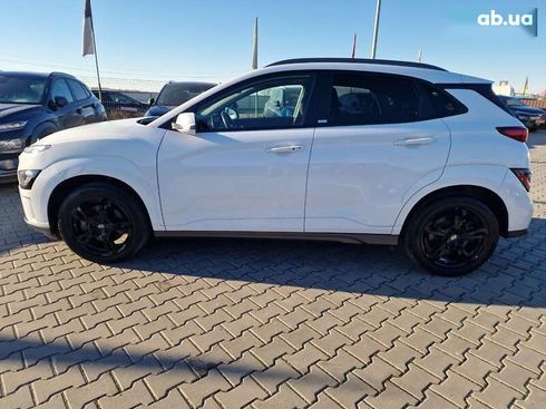Hyundai Kona 2022 - фото 19