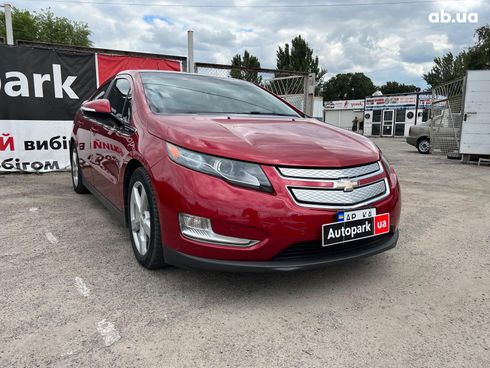 Chevrolet Volt 2011 красный - фото 3