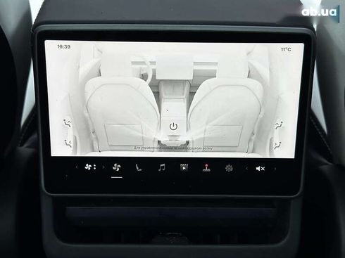 Tesla Model 3 2024 - фото 17