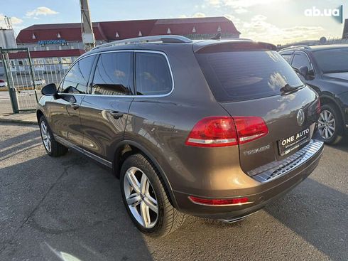 Volkswagen Touareg 2011 - фото 4
