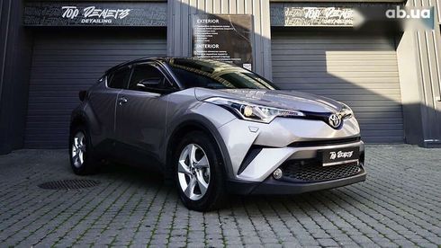 Toyota C-HR 2017 - фото 2