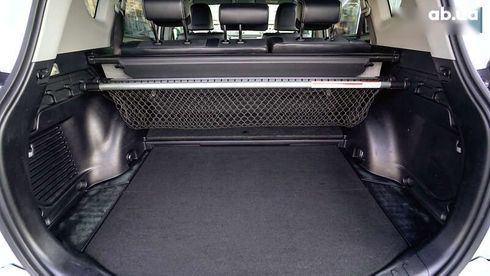 Toyota RAV4 2017 - фото 10