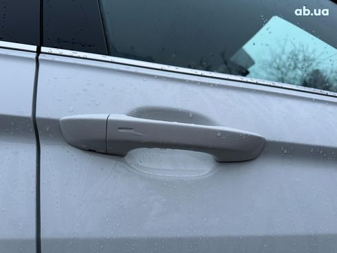 Volkswagen Tiguan 2021 белый - фото 43