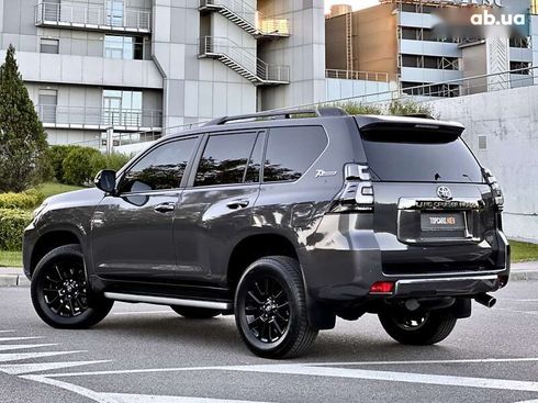 Toyota Land Cruiser Prado 2021 - фото 12