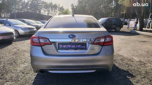 Subaru Legacy 2017 - фото 7