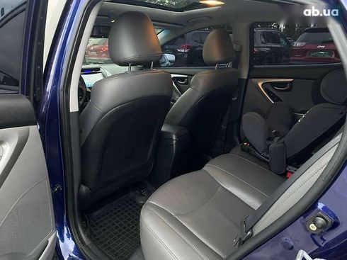 Hyundai Elantra 2011 - фото 29