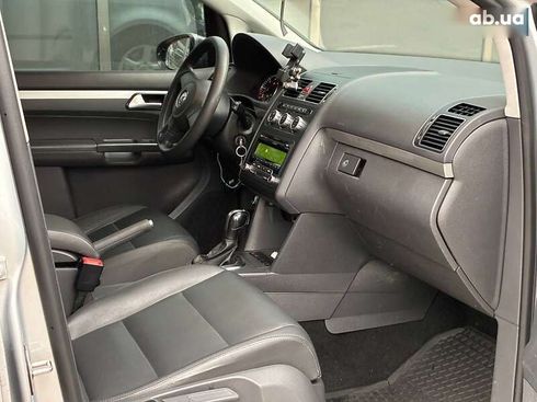 Volkswagen Touran 2015 - фото 10