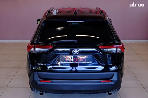 Toyota RAV4 2019 черный - фото 6