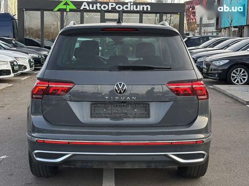 Volkswagen Tiguan 2021 - фото 10