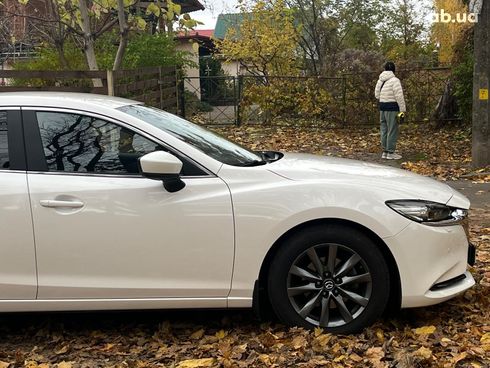 Mazda 6 2022 белый - фото 5