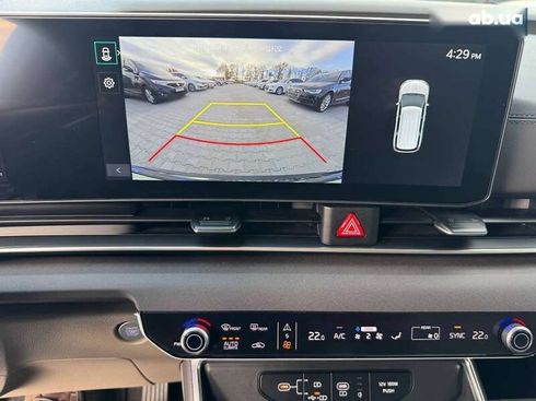 Kia Carnival 2024 - фото 23