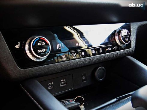 Mitsubishi Outlander 2022 - фото 17