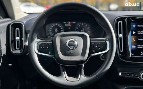 Volvo XC40 2022 - фото 11