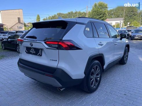 Toyota RAV4 2023 - фото 16