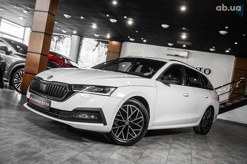 Skoda Octavia 2021 - фото 24