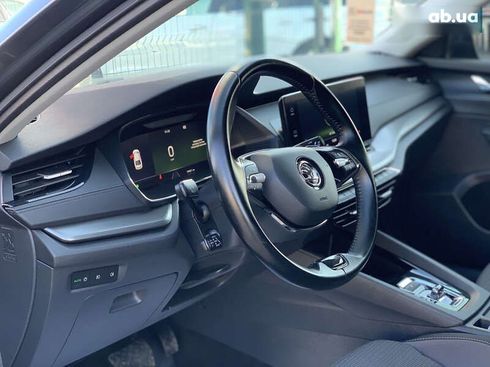 Skoda Octavia 2020 - фото 26