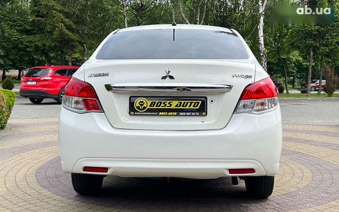Mitsubishi Attrage 2014 - фото 6