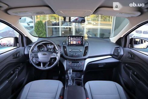 Ford Escape 2018 - фото 10